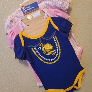 Baby Girls Golden State Warriors Bodysuits Size 12M (3 Pack)